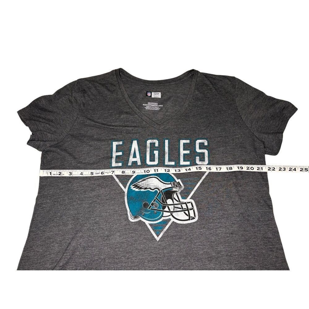NFL Philadelphia Eagles gray v-neck graphic t-shirt - XXL - Picture 5 of 7